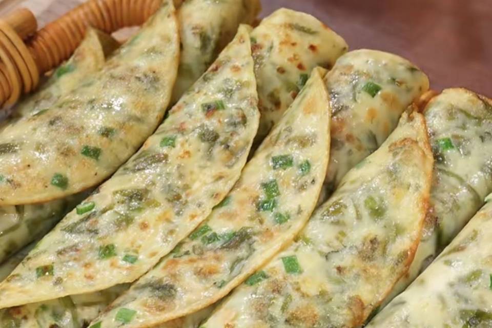 打工人通勤早餐，紫菜卷饼拎走就能吃