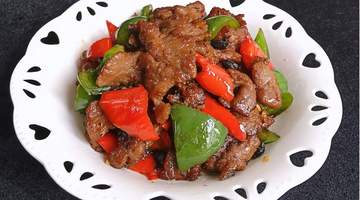 炒出嫩滑牛肉要选对食材会切工 多元参与式烹饪体验从选肉到控火全攻略