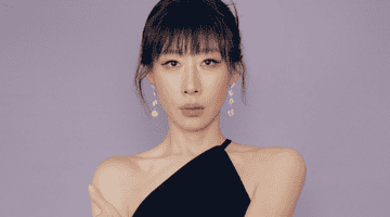 任素汐疑回应杨紫获白玉兰视后争议:不要用表扬一个女性去诋毁另一个女性