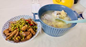 炖锅骨头汤,里面放点娃娃菜,太香了
