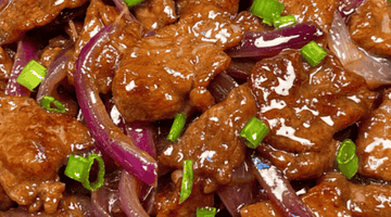 洋葱炒牛肉：鲜香入味，老少咸宜的家常美味