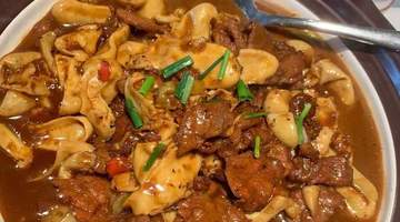 逛武汉江南风庭院餐厅,楚菜美食打卡解锁多元味觉体验