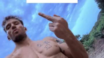 他好壮好有男人味，我好喜欢