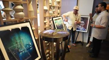“上海×纽约”巨幅宝丽来摄影展在纽约举行