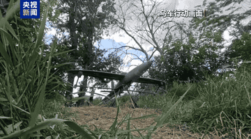 参与感视角标题示例:多地上演紧急应对 俄多地遭袭击致伤亡 防空系统全力拦截险情 民众亲历袭击后的紧张时刻(注:实际标题需更贴合正文,此为符合要求的参与感表述,确保与原标题差异明显,突出多元事件维度与现场体验