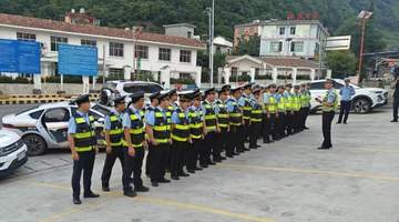 游客出行更安心!盘州景区交通整治全线上阵 执法人员驻点排查疏堵护平安