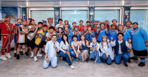 AI一键分配声部+两岸即兴合唱!徐汇滨江游轮音乐会火了