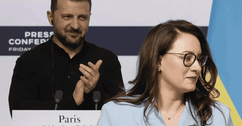 总理辞职，内阁大洗牌？泽连斯基换打法，乌克兰大选提前打响