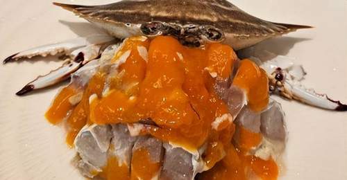 东海秘境寻鲜味!舟山六大招牌海鲜美食,一口解锁海岛地道风味