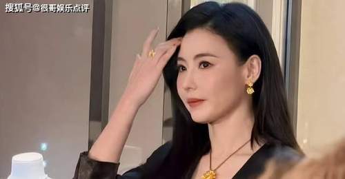 46岁张柏芝北京线下活动生图引热议 高颅顶骨相吸睛 参与讨论的你更关注自然保养还是医美加持?