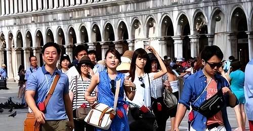 中日关系紧绷,国人赴日热情却不减,到底是心大还是忘了?