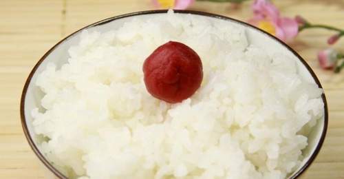 警示:这些主食已被列为伤胰食物,长辈想护胰腺,要少碰!