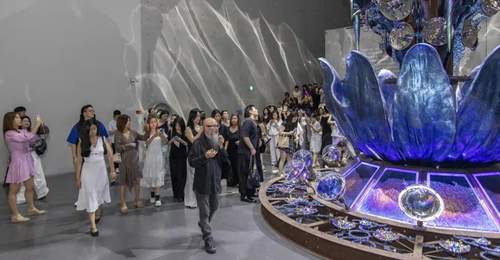 盛夏逛沪港文化艺术展 钛金属雕塑邀你共赴沉浸式体验