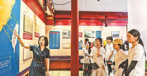 50余名师生齐聚闽安村 2026年船政·闽安历史文化研习营开启沉浸式研学