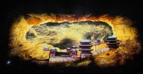 解锁悬空寺千年故事！这场光影互动秀让观众沉浸式参与古文化体验