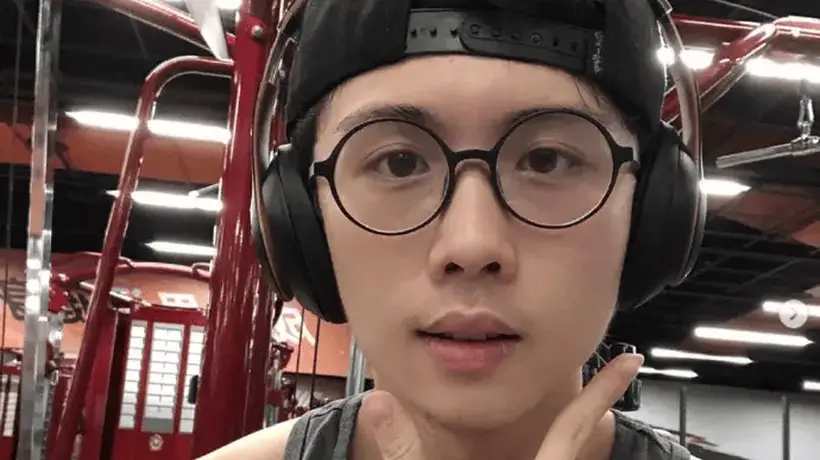 狄莺儿子孙安佐被起诉 因分享自制喷火枪视频被抓