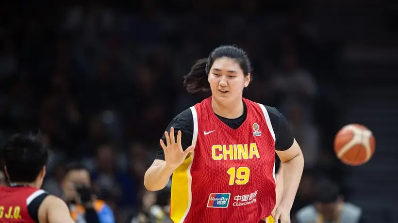 张子宇28分10篮板4封盖 中国女篮热身赛憾负澳大利亚