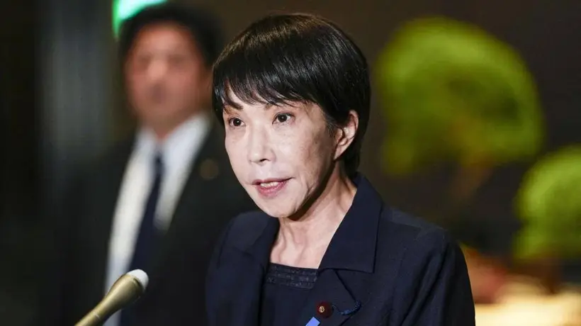 7艘战舰横穿四大要道,日本7天之内连发10条警报,海上堡垒被中方一脚踹开!