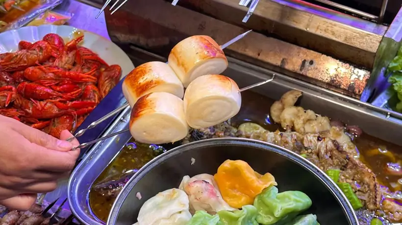 淄博烧烤受欢迎的本地门店有哪些特点