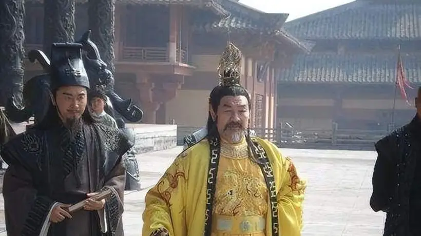 王世充为何在李世民面前选择投降而非战死