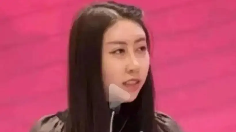 看多元文学活动里的参与与评价 那些曾力捧贾浅浅的业内人士如今的发声