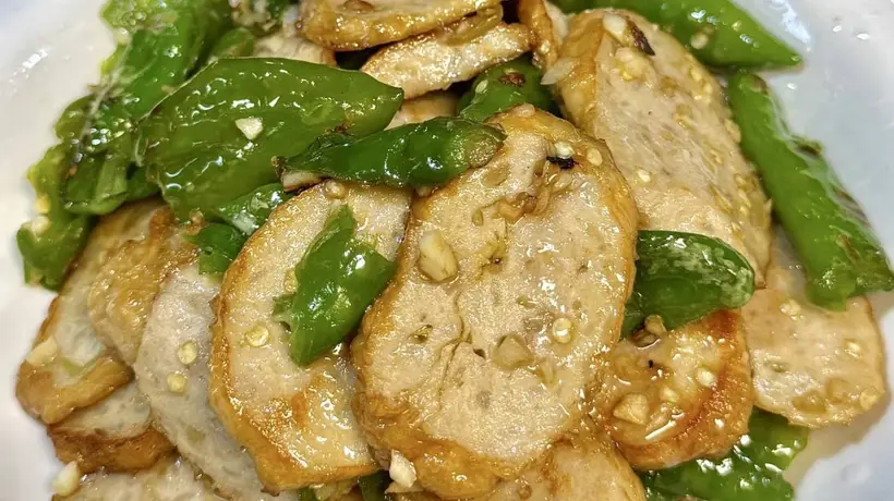 一碗不够？这家常青椒炒肉卷香到让人扒了两碗饭！