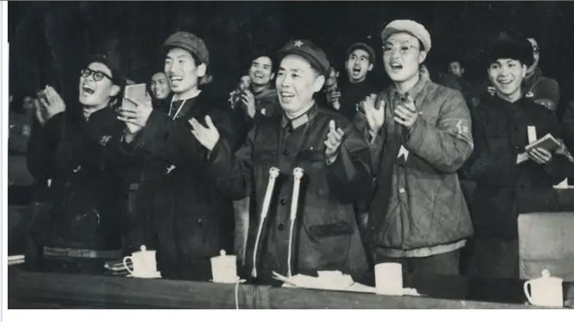 1968年朱德在小组会上怒斥谢富治 怒对造反派围攻彰显老革命家刚正气节