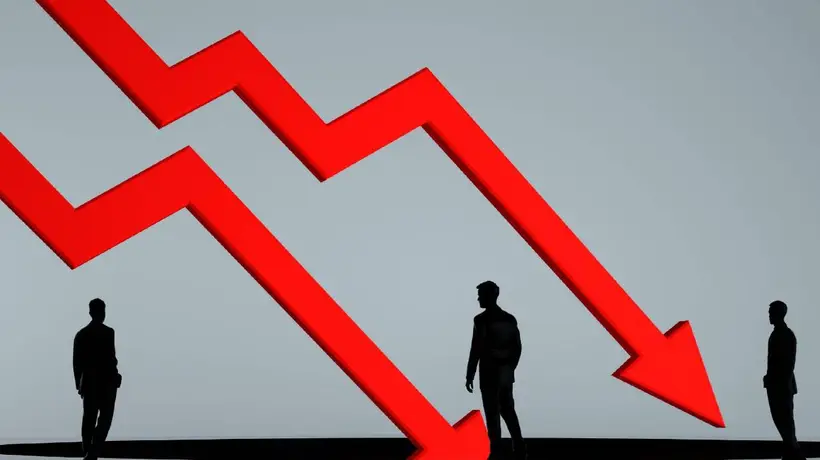 A股投资者小杨6月浮盈三百多万 7月满仓加杠杆踩科技股回调 一月亏光三百三十多万本金缩水超九成