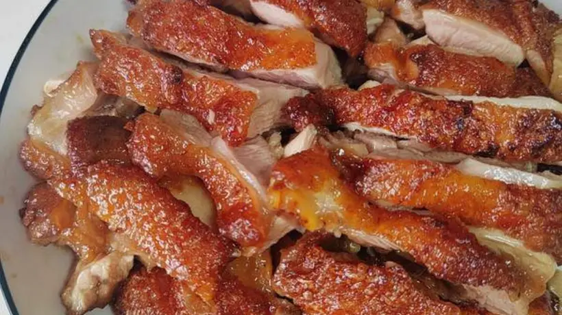 参与家常葱香脆皮鸡扒制作 解锁外皮酥脆汁水锁鲜的独特烟火风味