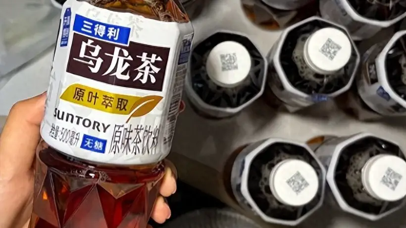 日本饮料巨头用汉字伪装“国货”,年收入超60亿,不得不服