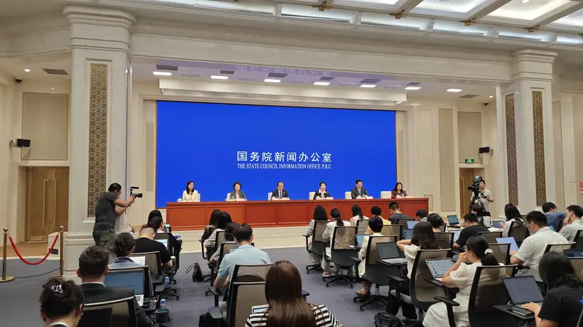 53万家外资企业年贡献2.5万亿税收,近4800家在华加码投资 跨国企业热议中国市场机遇