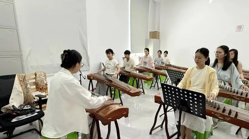 2026暑期龙门县文化馆10大公益艺术课开讲 223名少年在多元美育活动里解锁假期乐趣