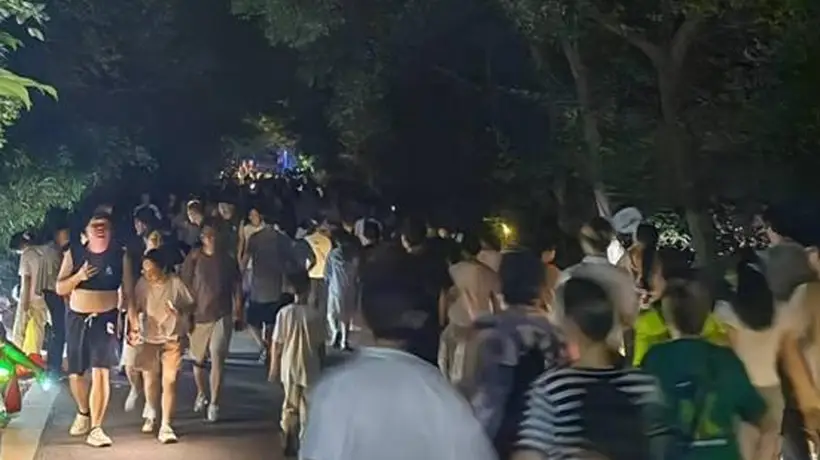 夜游大蜀山解锁自然乐趣 跟着向导探秘暗夜生灵要安全守规