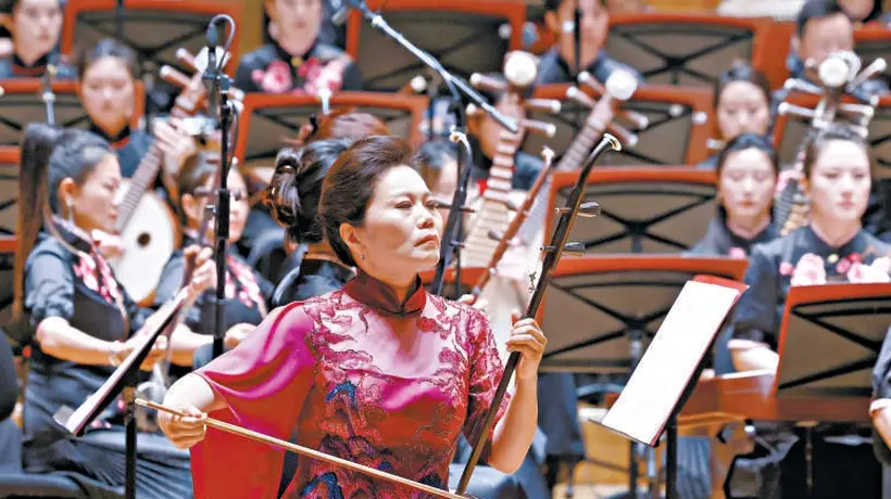七大乐章串联红军足迹 观众沉浸体验民族管弦乐《长征》的信仰力量