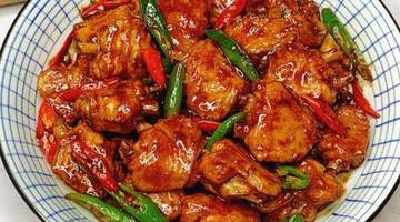 双椒爆炒鸡翅:鲜香入味家常下饭菜