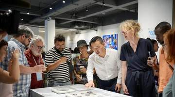 从“成为大师”到连接中外 青年“景漂”策展人的人生转身