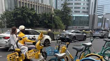 起步价逼近2元 共享单车集体涨价背后的商业逻辑是什么?|封面深镜
