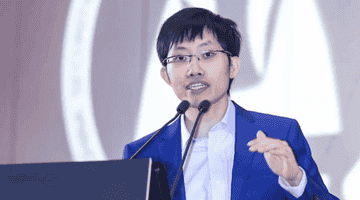 360亿美元,梁文锋成世界AI领域新首富