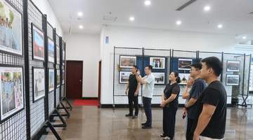 翰墨光影绘初心!罗庄区“沂蒙精神”书画摄影展开展