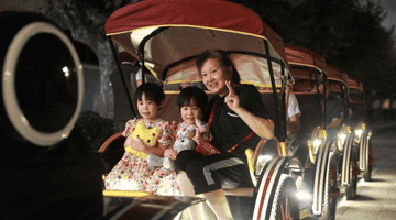 今夏黄浦60项多元夜活动上线 邀你解锁跨地域跨年龄的奇妙夜间体验