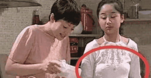 《家有儿女》中的穿帮镜头,连三岁小孩都骗不过,导演你太离谱了