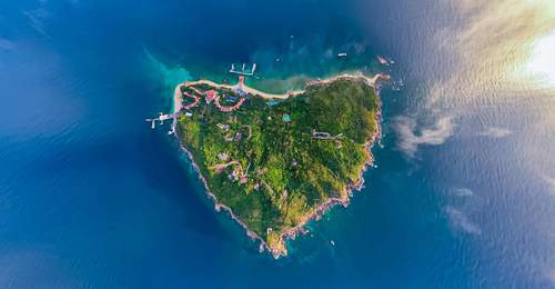 2026旅游合同审阅指南:三项关键内容未写明勿签字