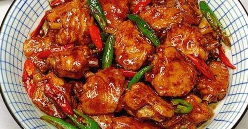 双椒爆炒鸡翅:鲜香入味家常下饭菜