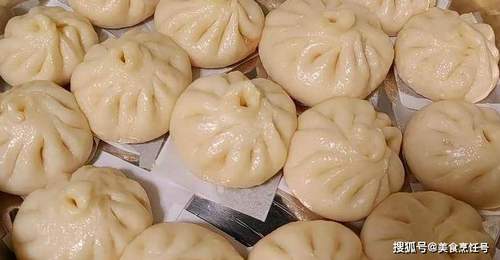 亲手参与家常肉包全制作 从调馅到出锅的详细体验分享