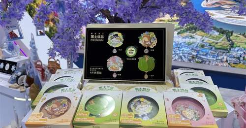 红肠、锅包肉变身毛绒挂件丨扫个码还能“吃”到黑土优品?龙粤文创把AR玩出花