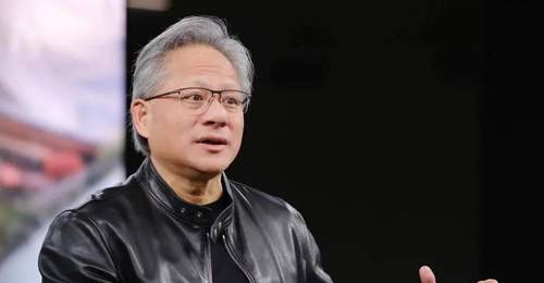 黄仁勋股东大会最新发声:本轮AI基建周期长达数十年