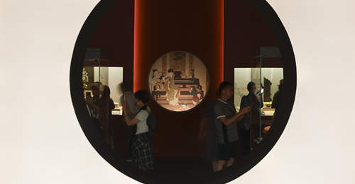 “清韵——康雍乾时期文物特展”在上海展出