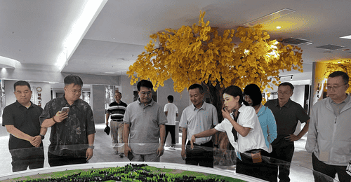 “文润龟兹”文学名家采风活动走进沙雅县