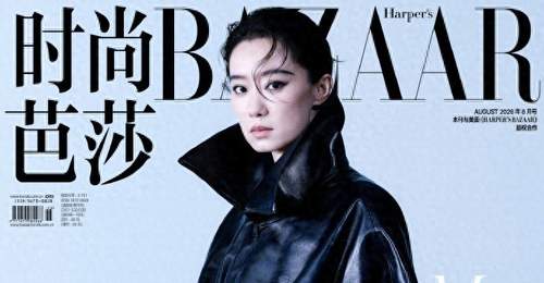 张小斐Balenciaga封面:冷冽先锋演绎大刊气场