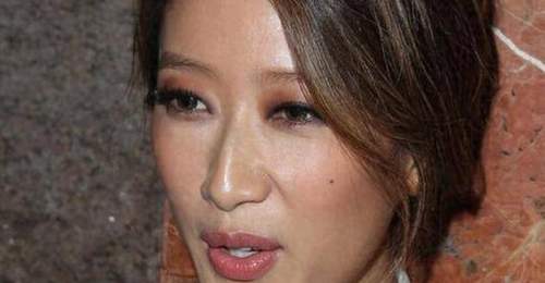谢婷婷一周岁上契仪式揭秘 78岁汪明荃成其契妈 私交渊源藏深厚缘分